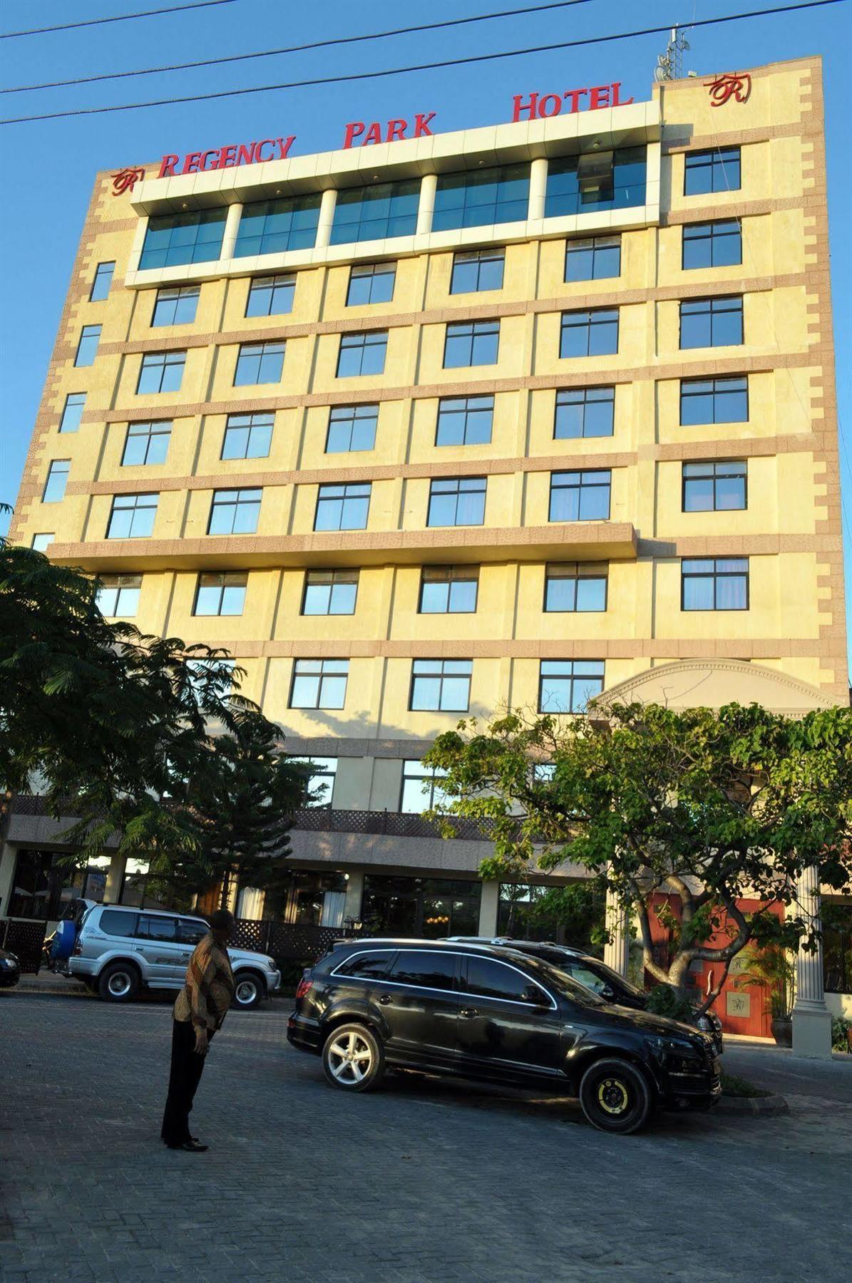 Regency Park Hotel دار السلام المظهر الخارجي الصورة