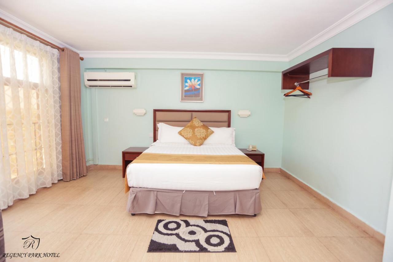 Regency Park Hotel دار السلام المظهر الخارجي الصورة