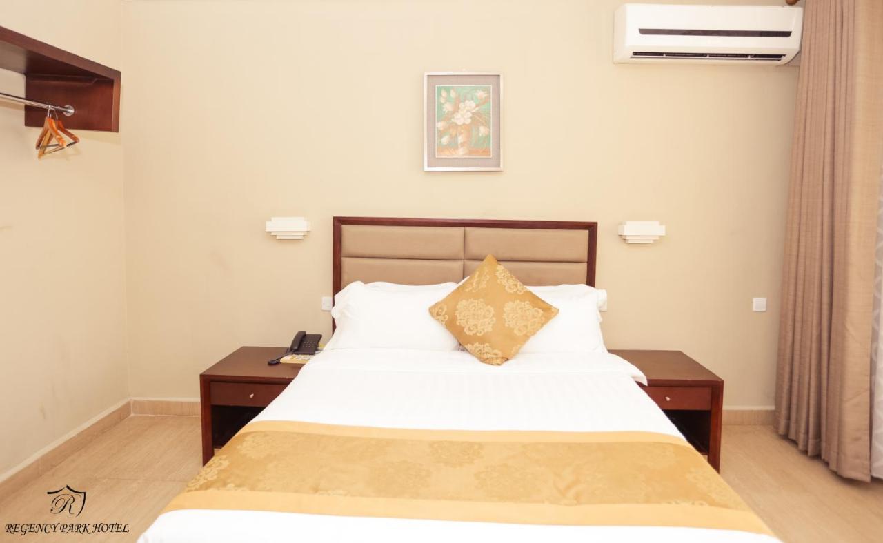 Regency Park Hotel دار السلام المظهر الخارجي الصورة