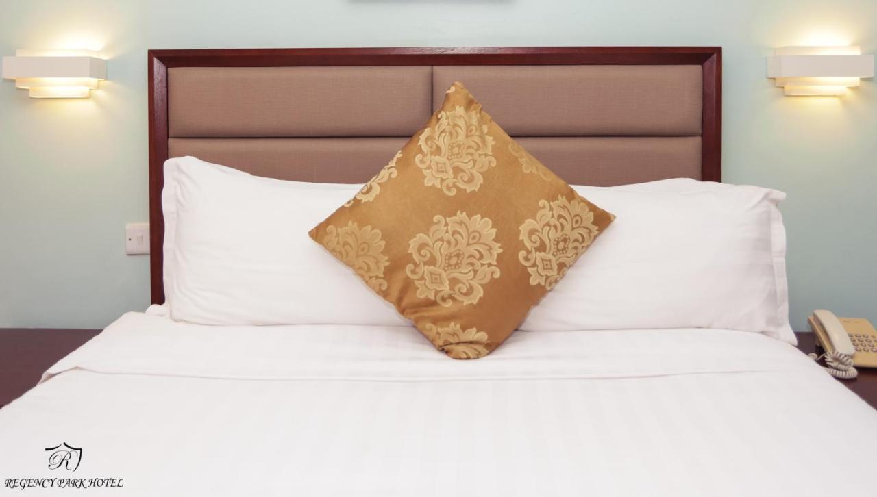 Regency Park Hotel دار السلام المظهر الخارجي الصورة