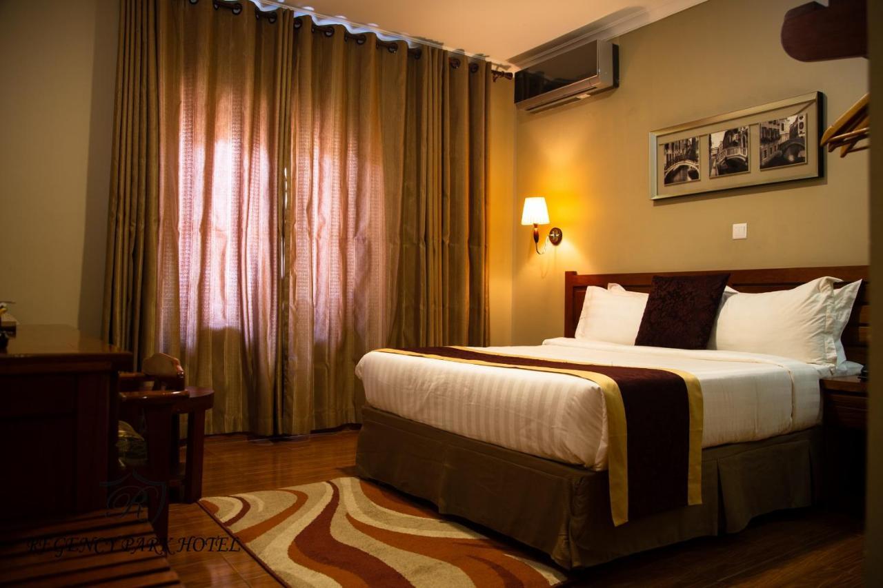 Regency Park Hotel دار السلام المظهر الخارجي الصورة