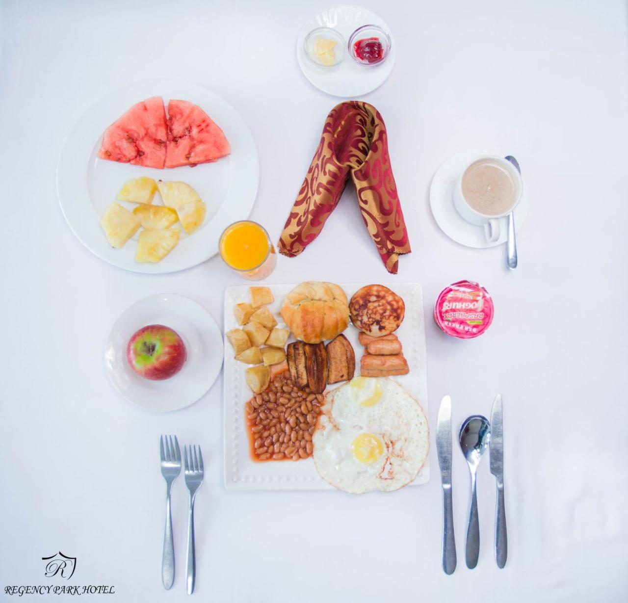 Regency Park Hotel دار السلام المظهر الخارجي الصورة