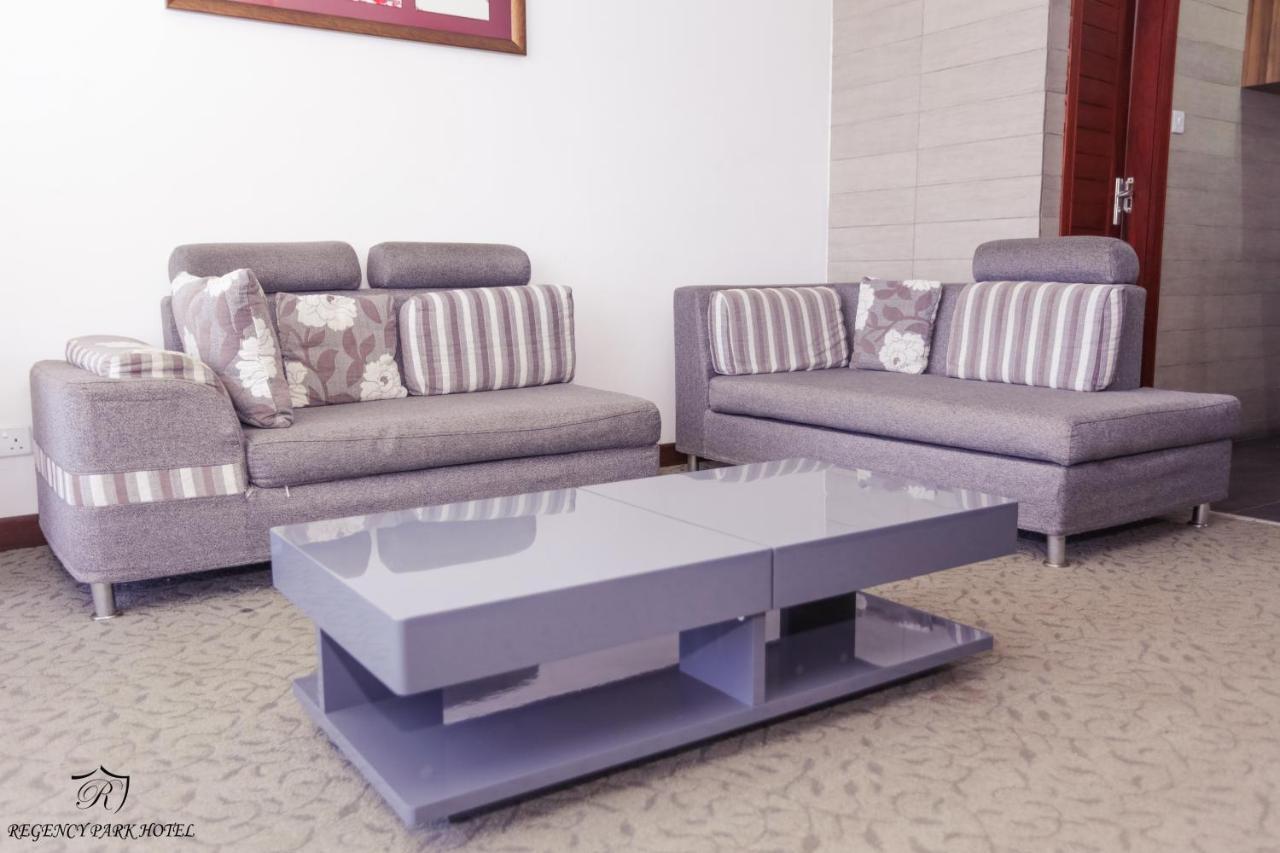 Regency Park Hotel دار السلام المظهر الخارجي الصورة